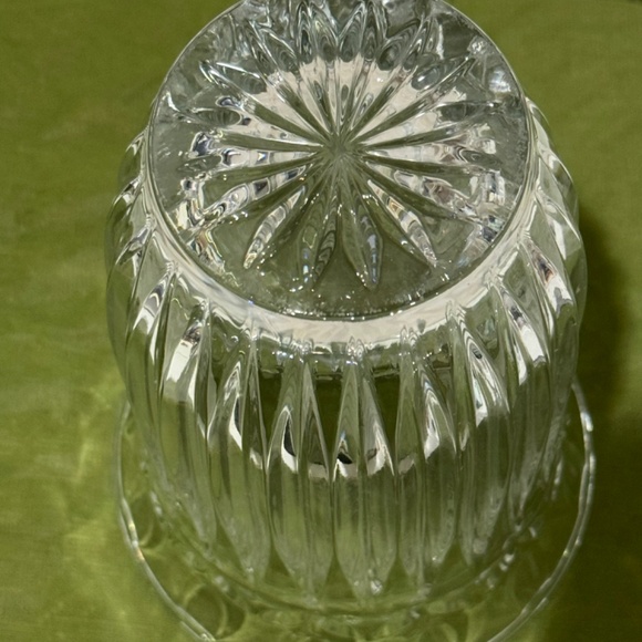 Vintage Handcrafted Tulip Garden Block Crystal Vase - Picture 6 of 8